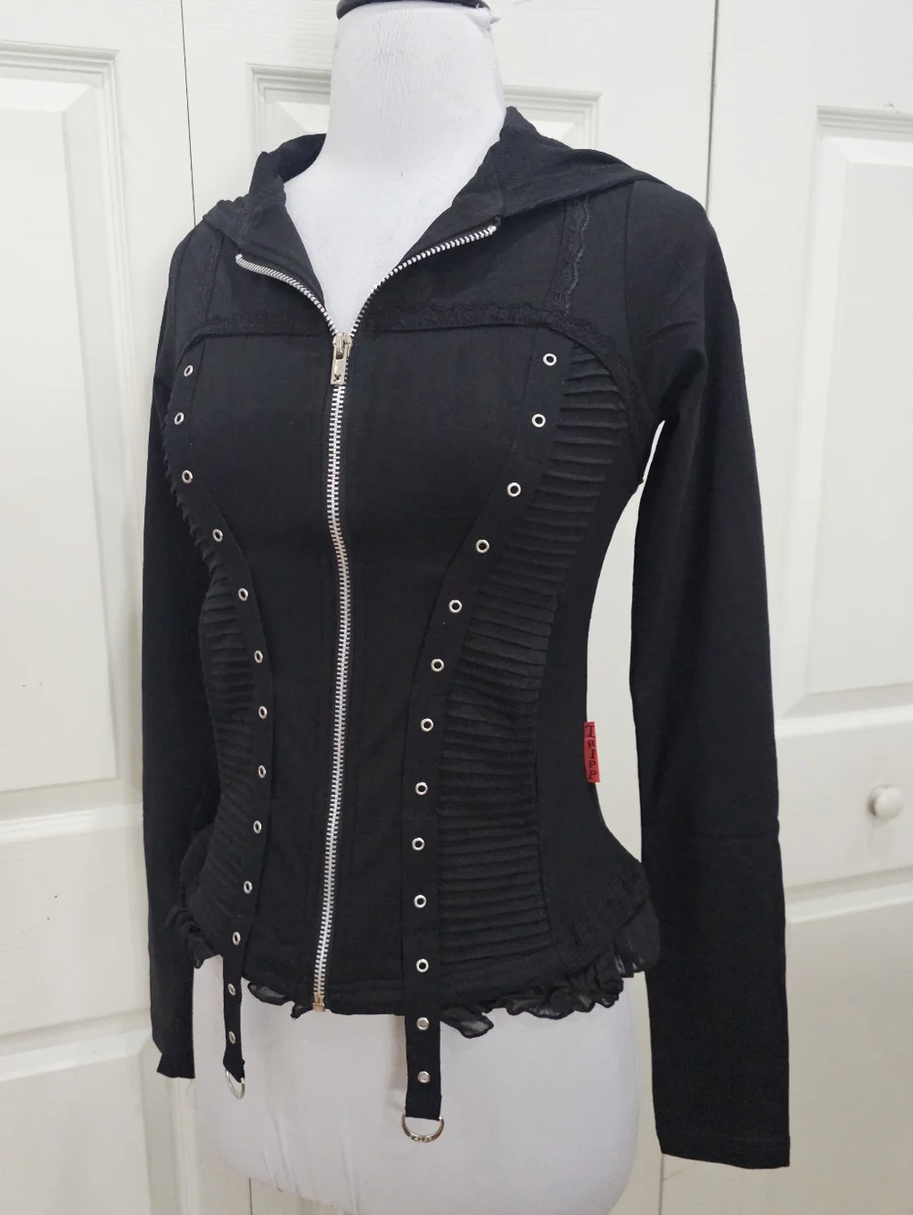 Vintage Y2K Punk Goth Hot Topic Tripp NYC Grommet Zip Black Silver Hoodie Top S - Picture 7 of 11